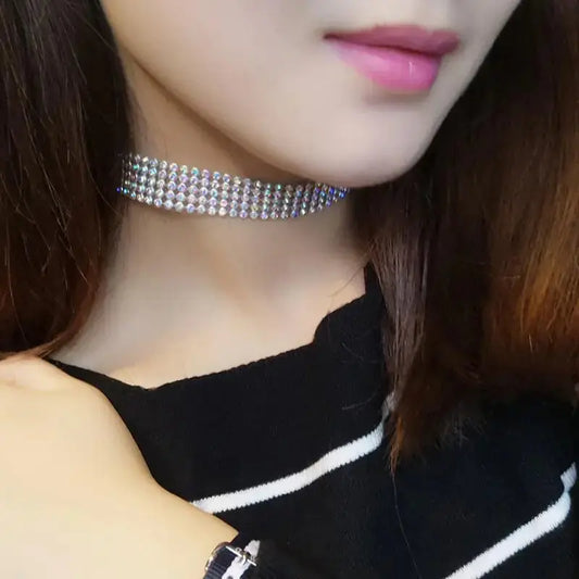 Elegant European Women's Choker Vivareflex Online