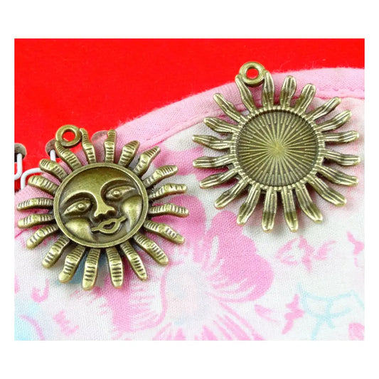 Antique Bronze Pendants for Necklace Beautiful Sun Pattern_Vivareflex_Online