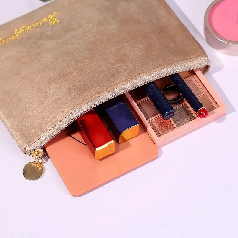 1 Pc Women Zipper Velvet Make Up Bag Travel Small Lipstick Cosmetic Bag for Makeup Solid Color Female Make Up Pouch Necessaries Ultimate Bag Store