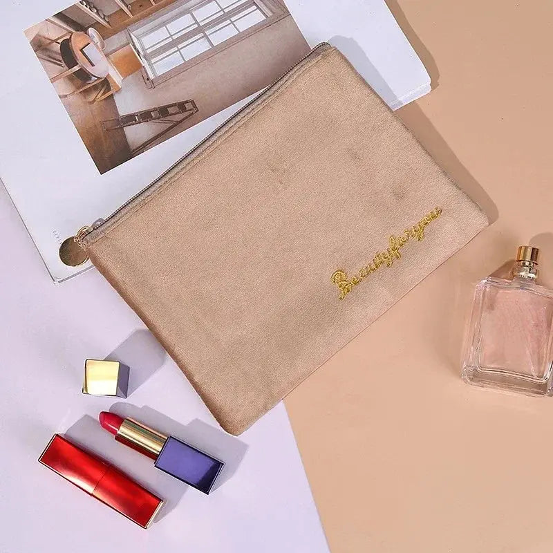 1 Pc Women Zipper Velvet Make Up Bag Travel Small Lipstick Cosmetic Bag for Makeup Solid Color Female Make Up Pouch Necessaries Ultimate Bag Store