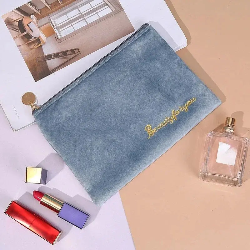 1 Pc Women Zipper Velvet Make Up Bag Travel Small Lipstick Cosmetic Bag for Makeup Solid Color Female Make Up Pouch Necessaries Ultimate Bag Store