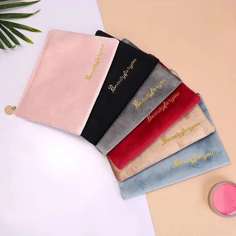 1 Pc Women Zipper Velvet Make Up Bag Travel Small Lipstick Cosmetic Bag for Makeup Solid Color Female Make Up Pouch Necessaries Ultimate Bag Store