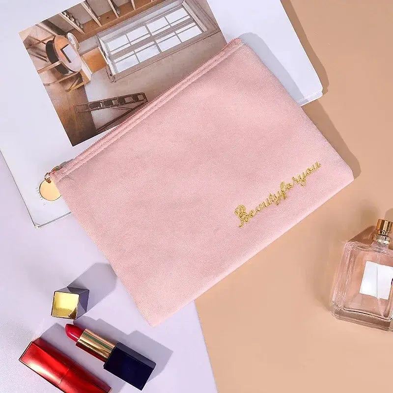 1 Pc Women Zipper Velvet Make Up Bag Travel Small Lipstick Cosmetic Bag for Makeup Solid Color Female Make Up Pouch Necessaries Ultimate Bag Store