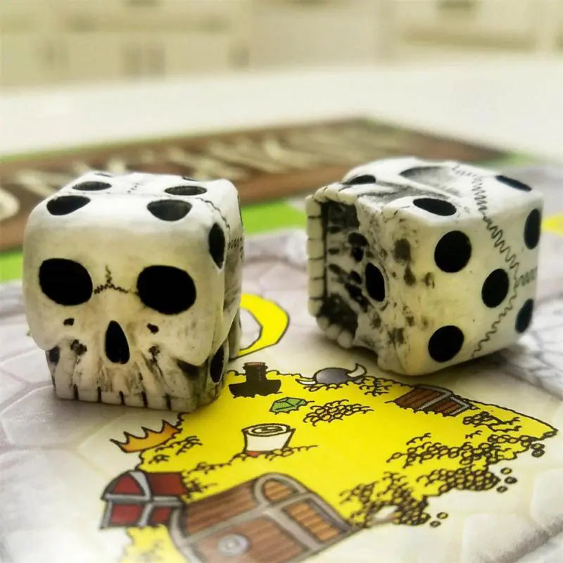 Black Resin 6-Sided Skull Dice_Vivareflex_Online