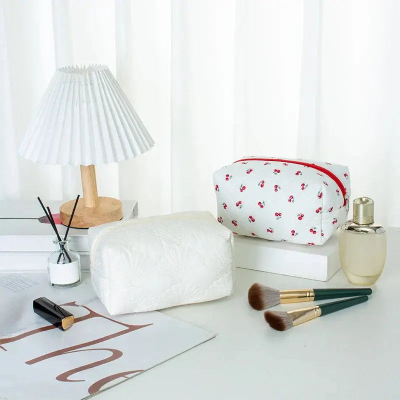 Bow Floral Women's Cosmetic Bags Cute Girls Sanitary Napkin Storage Bag Sanitary Pad Pouch Small Cosmetic Organizer Makeup Bag Ultimate Bag Store