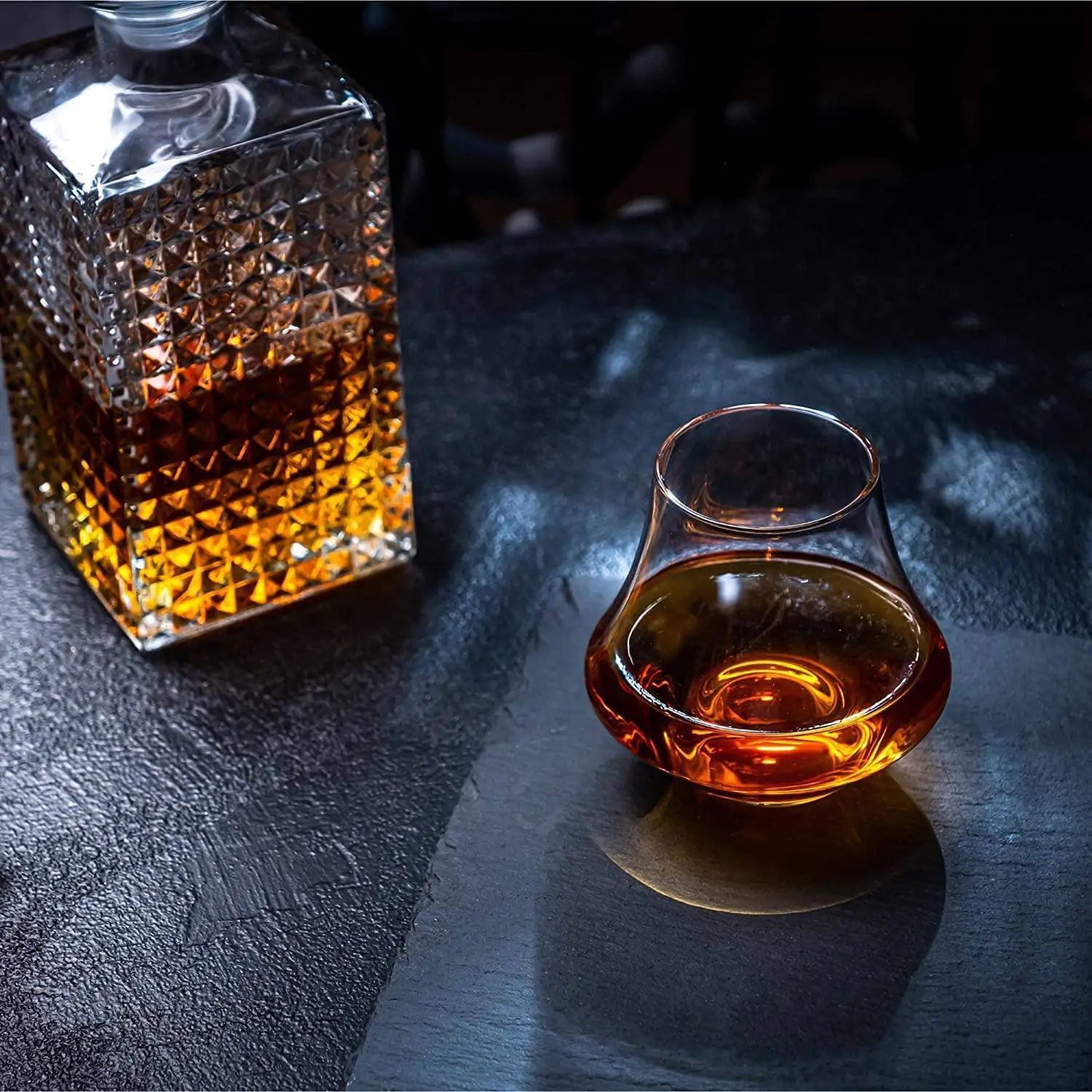 Coffret du connaisseur - Pierres à whisky et verre de dégustation en cristal