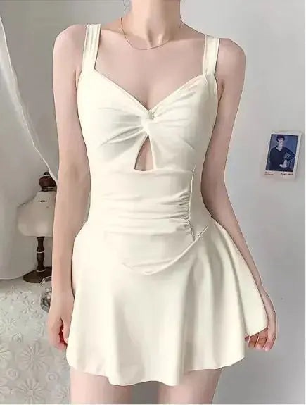 Chic Backless One-Piece Swimsuit Vivareflex Online
