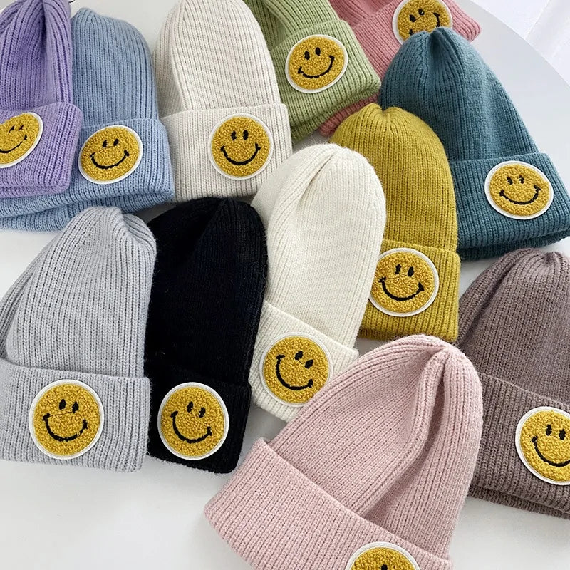 Smiley Face Warm Knitted Hat for Men And Women Vivareflex Online