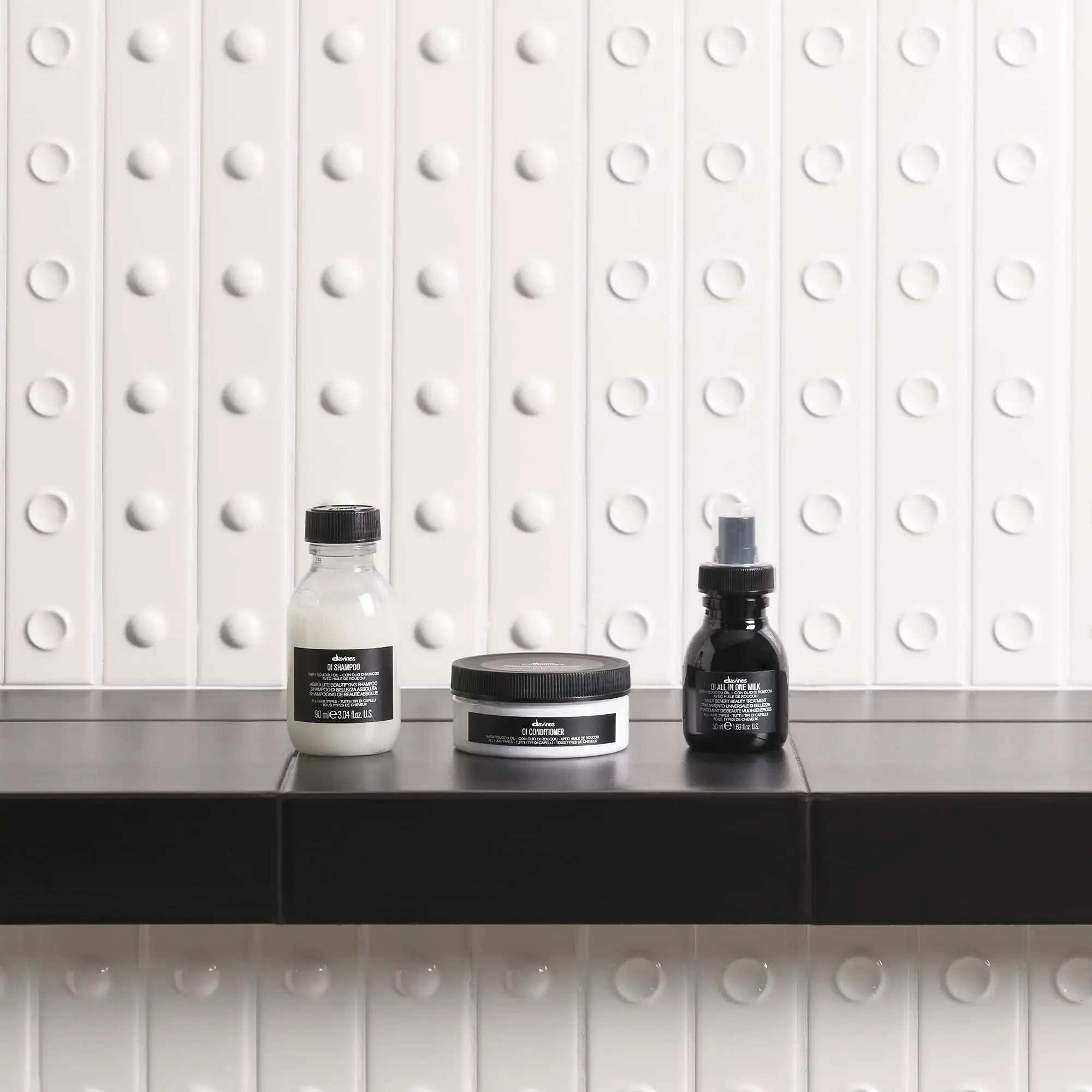 Davines OI Conditioner, Smoothing Conditioner For Normal Hair And All Hair Types, Softens And Restores Chemically Treated Hair - Vivareflex Online