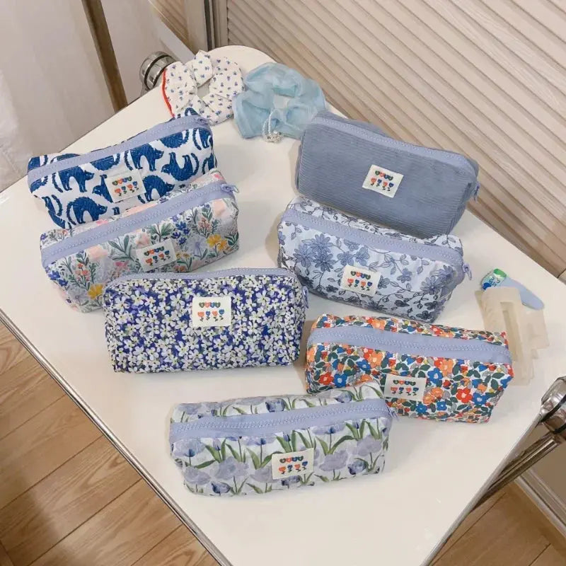 Fashion Blue Fresh Flower Make-up Bag Makeup Brush Organizer Cosmetic Storage Bag Student Large Capacity Pen Bag Pencil Pouch Ultimate Bag Store