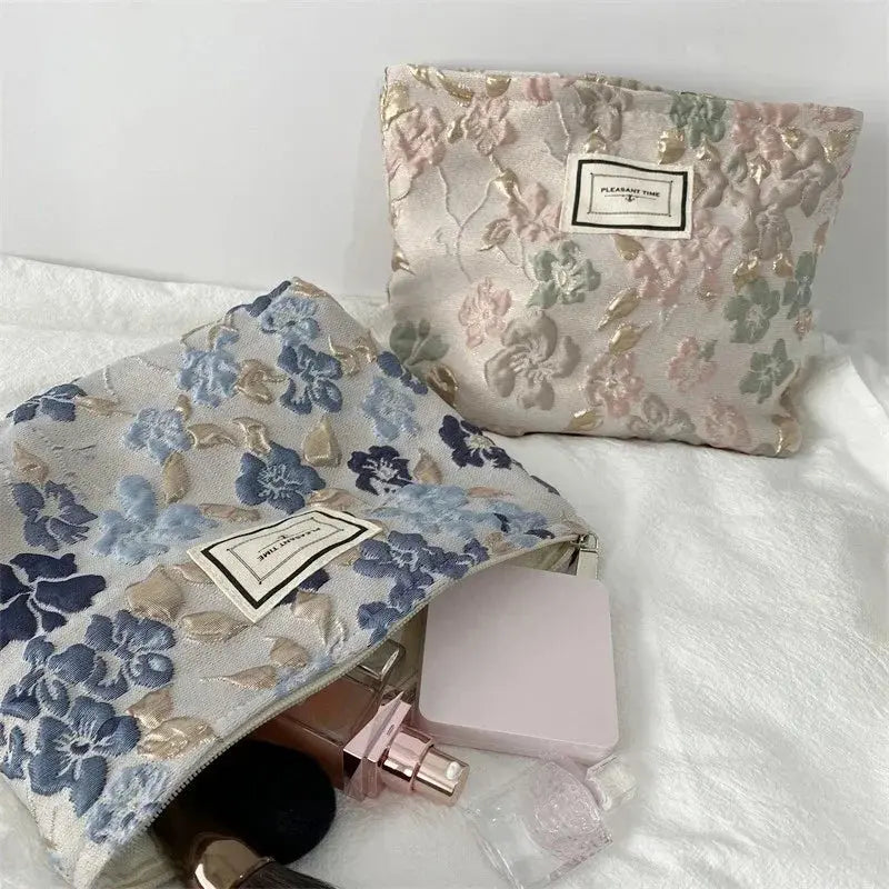 Fashion Retro Flowers Print Cosmetic Bag Canvas Washing Bag Large Capacity Women Travel Cosmetic Pouch Make Up Storage Bags Ultimate Bag Store