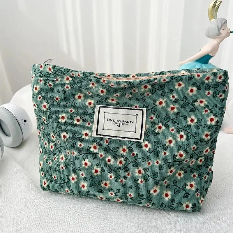 Fashion Retro Flowers Print Cosmetic Bag Canvas Washing Bag Large Capacity Women Travel Cosmetic Pouch Make Up Storage Bags Ultimate Bag Store