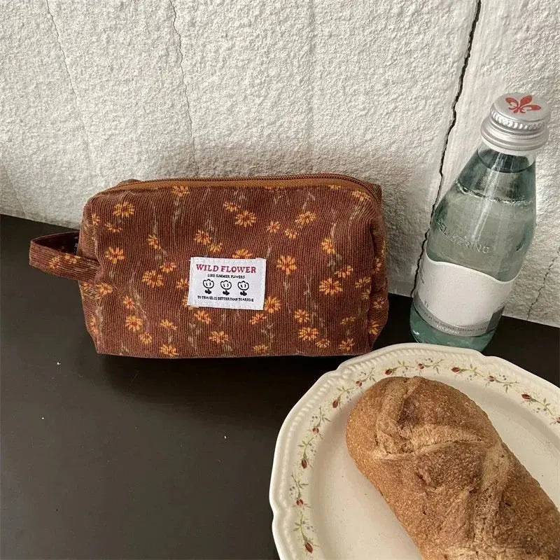 Fashion Retro Flowers Print Cosmetic Bag Canvas Washing Bag Large Capacity Women Travel Cosmetic Pouch Make Up Storage Bags Ultimate Bag Store