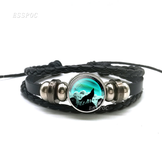 Leather Bracelet with Wolf Moon Design_Vivareflex_Online