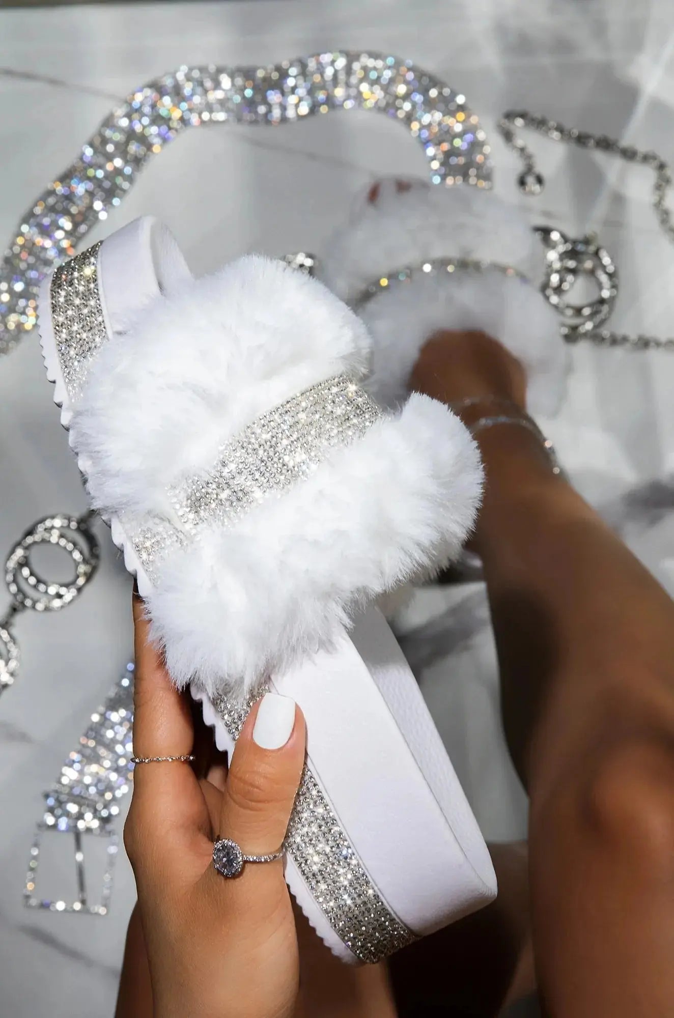 Luxury Designer Women Fur Rhinestone Slippers Vivareflex Online
