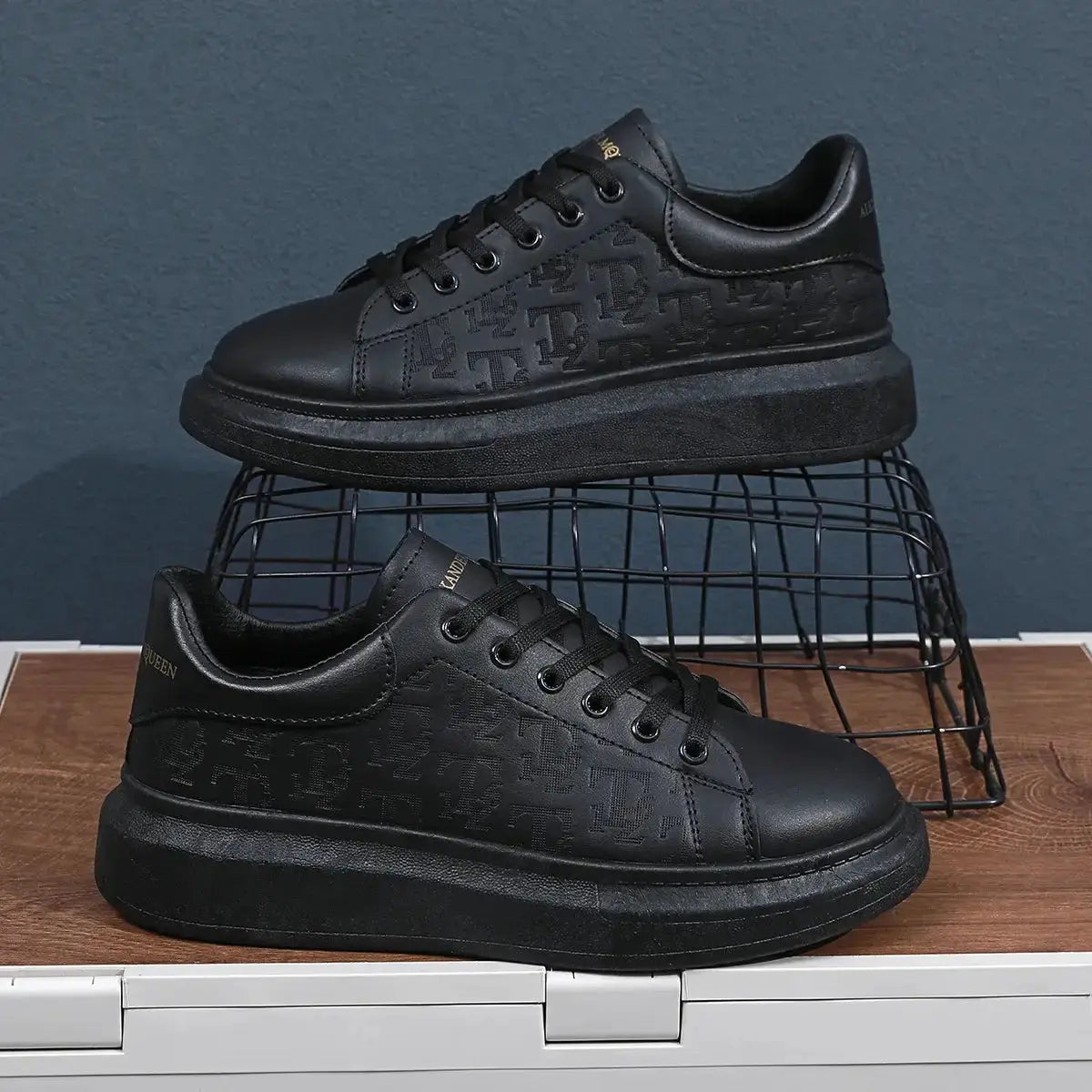 Men Lace-up Thick Sole Casual Sneakers Vivareflex Online