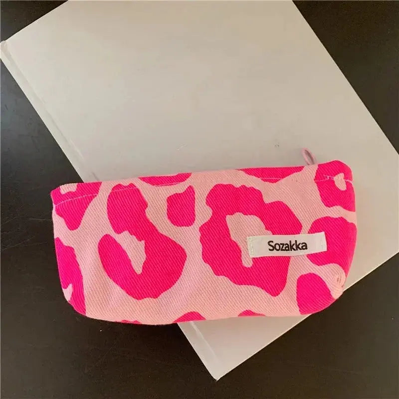 New Flower Pattern Women Makeup Bag Toiletries Cosmetic Organizer Zipper Bag Travel Wash Pouch Cosmetic Bag Make Up Storage Case Ultimate Bag Store