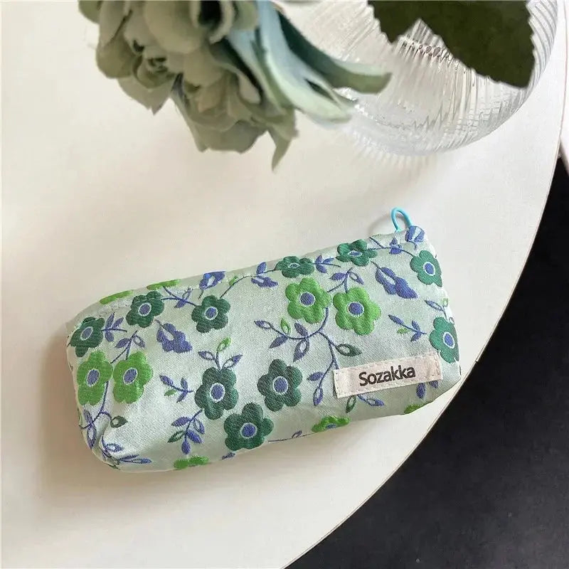 New Flower Pattern Women Makeup Bag Toiletries Cosmetic Organizer Zipper Bag Travel Wash Pouch Cosmetic Bag Make Up Storage Case Ultimate Bag Store