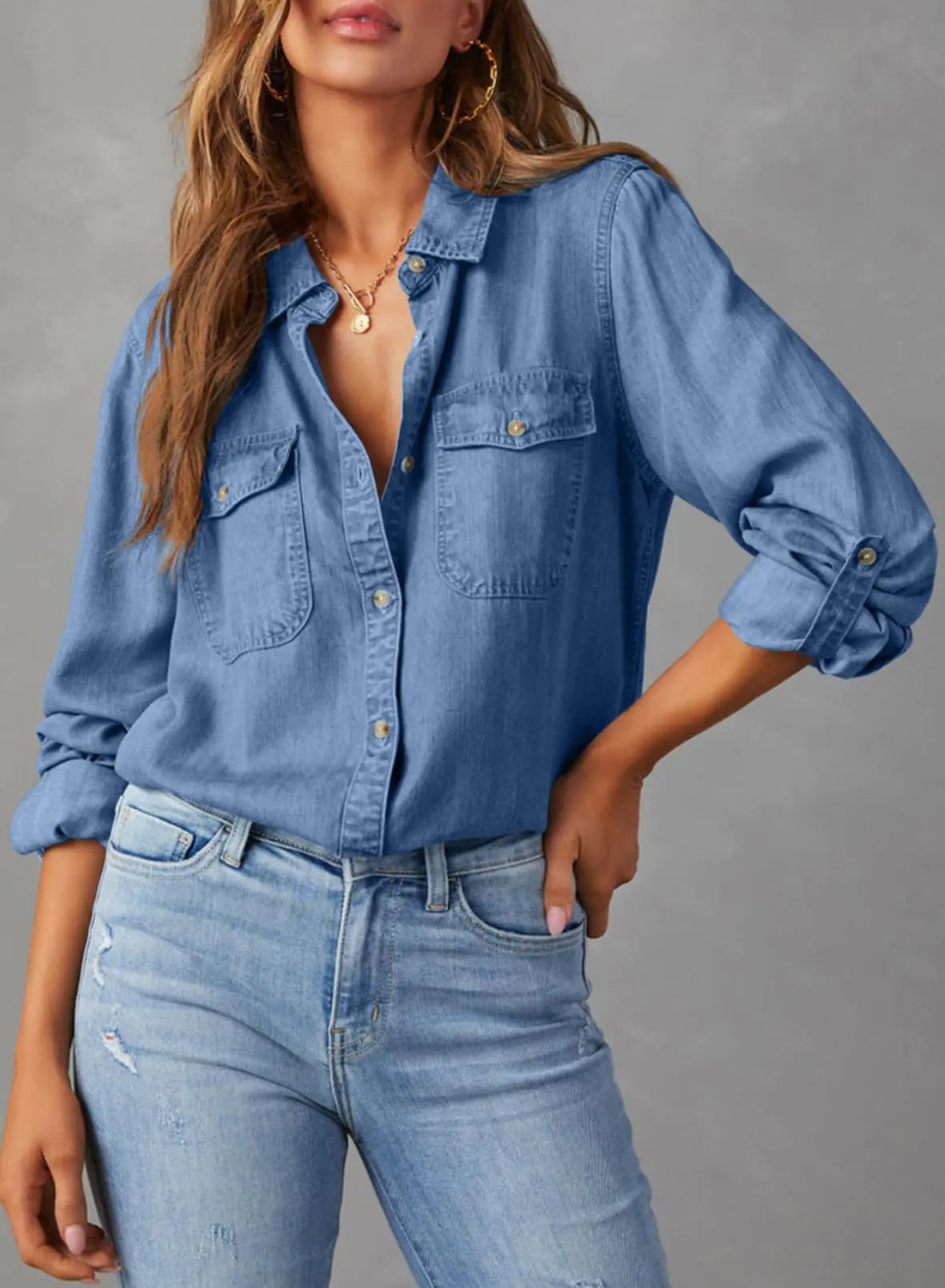 Chemises en jean boutonnées pour femmes Astylish 2024 Chemisier décontracté à manches longues et col en V en chambray Grand bleu ciel