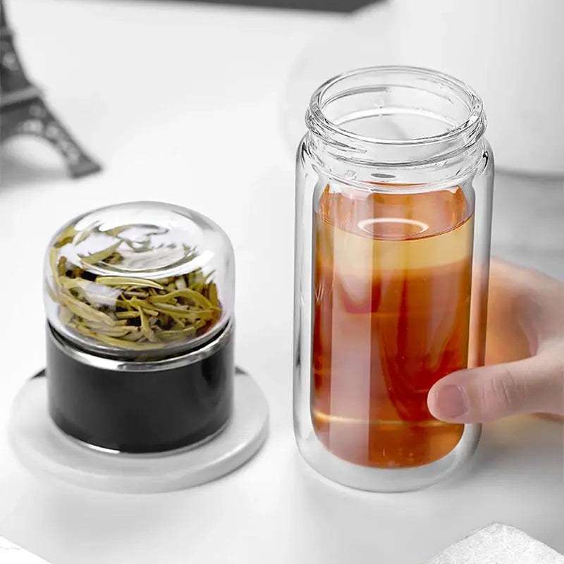 Bouteille à thé en verre borosilicate à double couche de 390 ml avec infuseur à thé