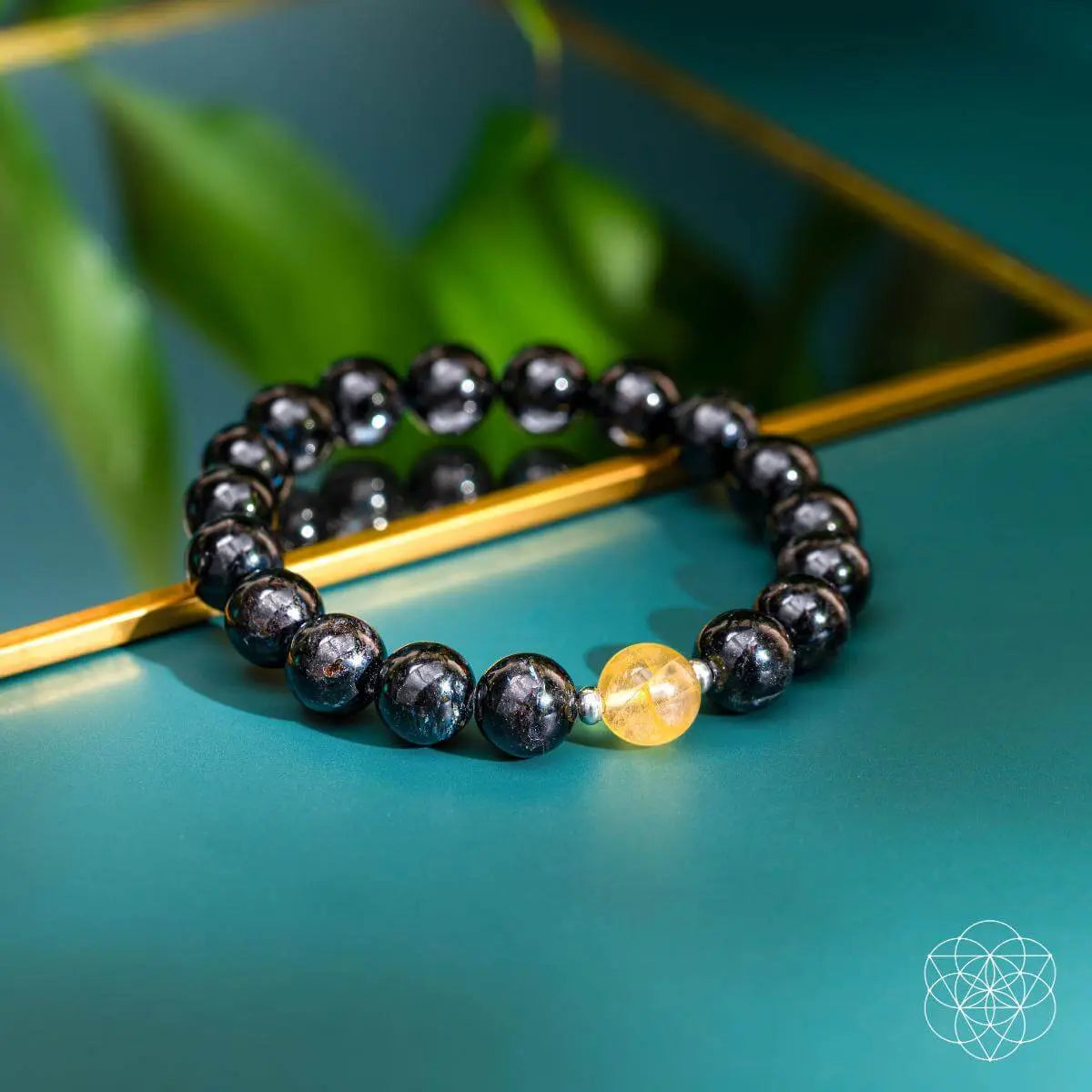 The Arfvedsonite Deep Healing Bracelet Conscious Items