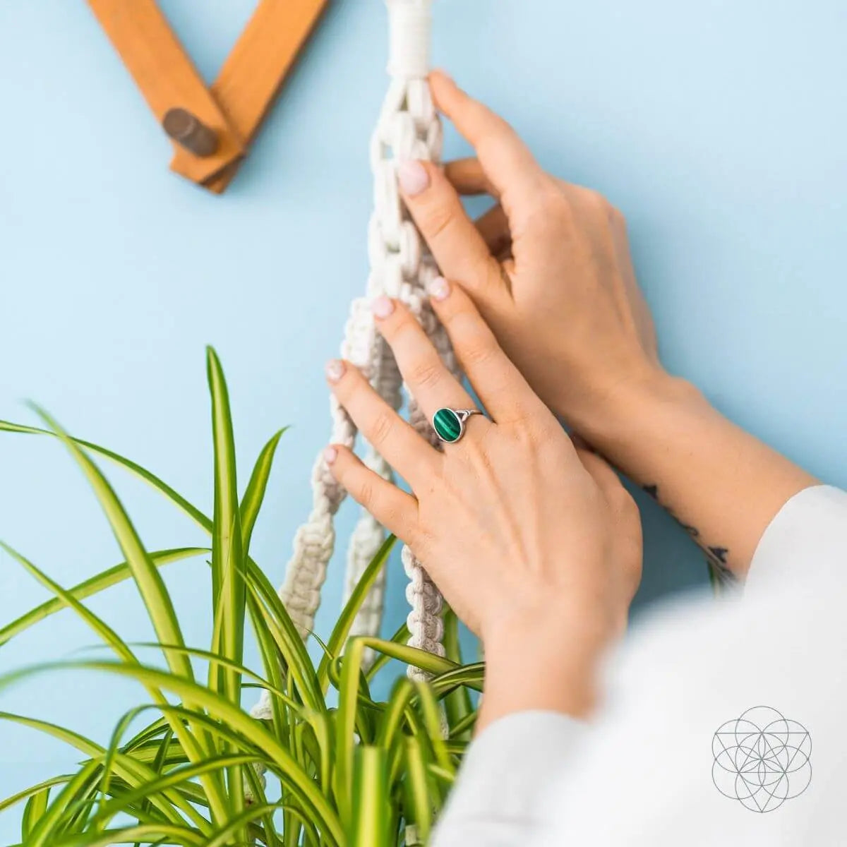 The Heart-Healing Ring Conscious Items