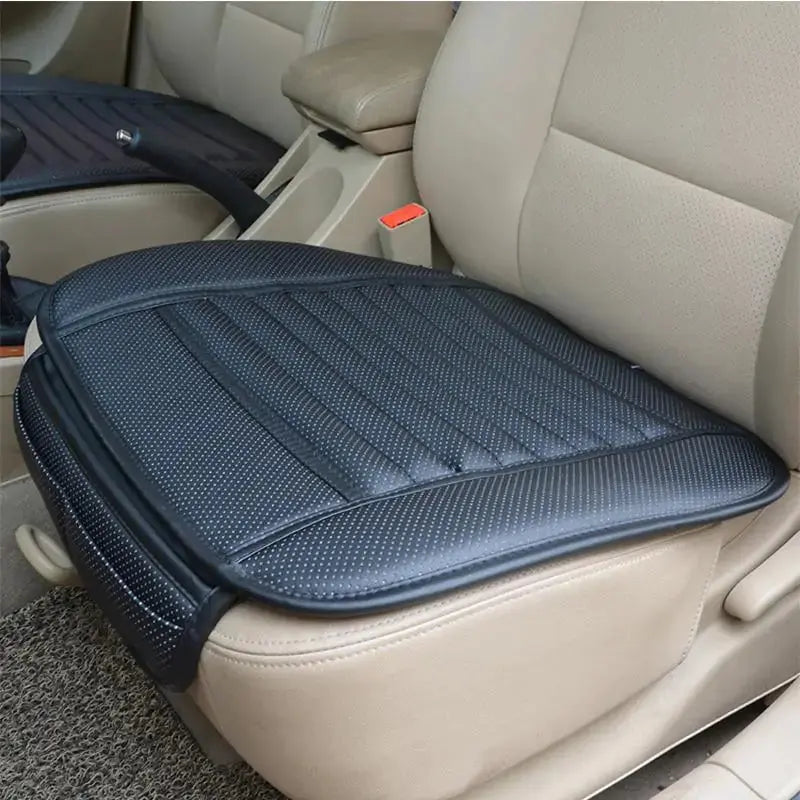 Universal Breathable Car Seat Cover - Easy Installation and Snug Fit_Vivareflex_Online