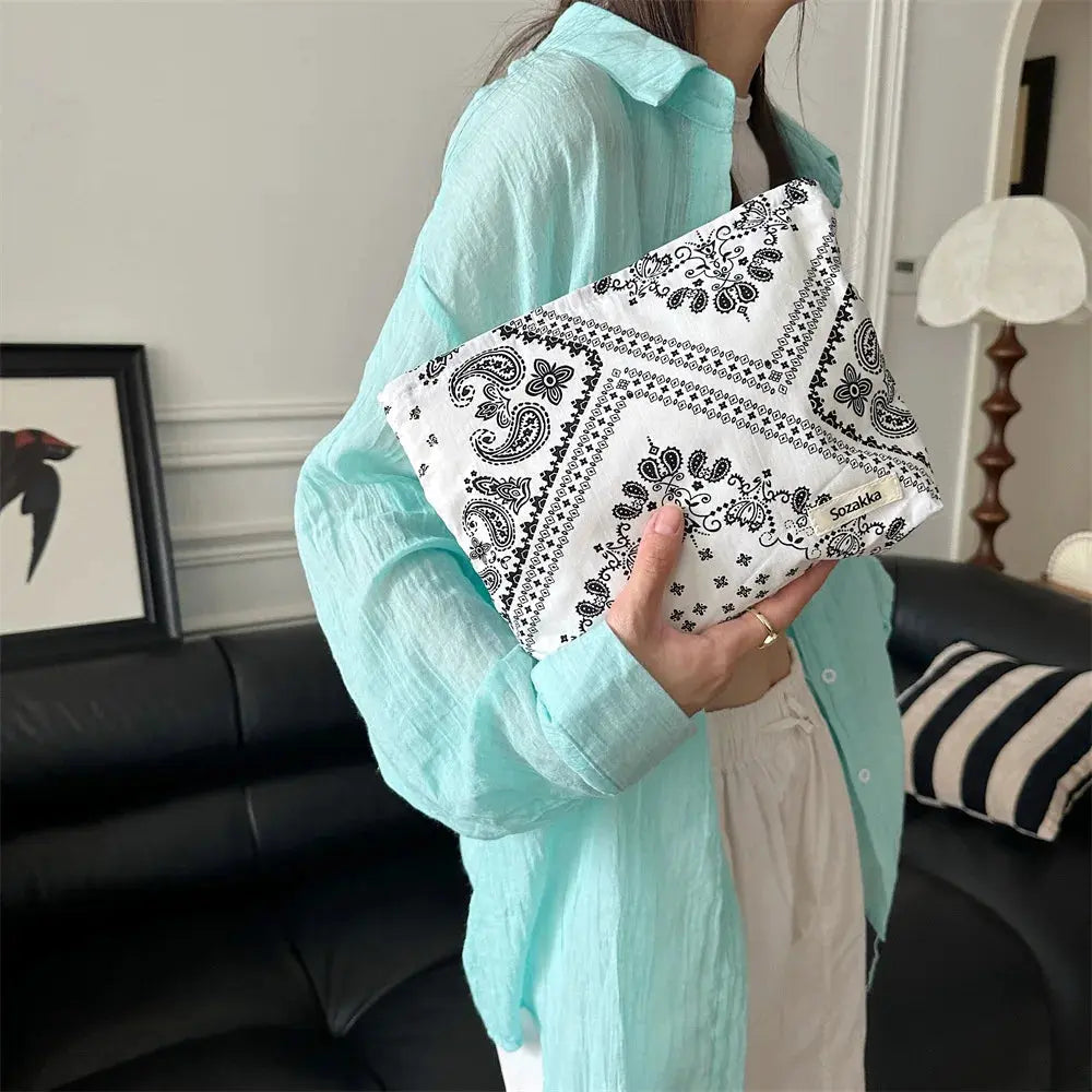 Women Makeup Pouch Plaid Bow Print Makeup Storage Bag Kawaii Makeup Bag Large Cosmetic Organizer Bag Clutch Handbag Beauty Case Ultimate Bag Store