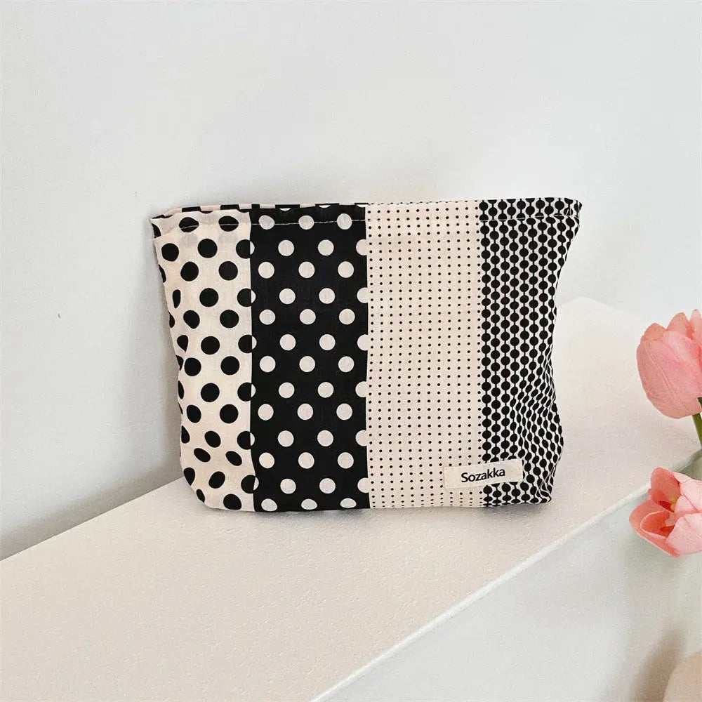 Women Makeup Pouch Plaid Bow Print Makeup Storage Bag Kawaii Makeup Bag Large Cosmetic Organizer Bag Clutch Handbag Beauty Case Ultimate Bag Store
