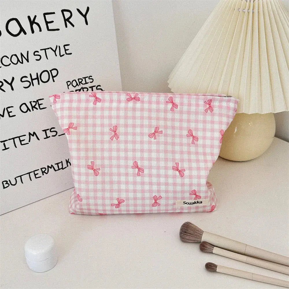 Women Makeup Pouch Plaid Bow Print Makeup Storage Bag Kawaii Makeup Bag Large Cosmetic Organizer Bag Clutch Handbag Beauty Case Ultimate Bag Store