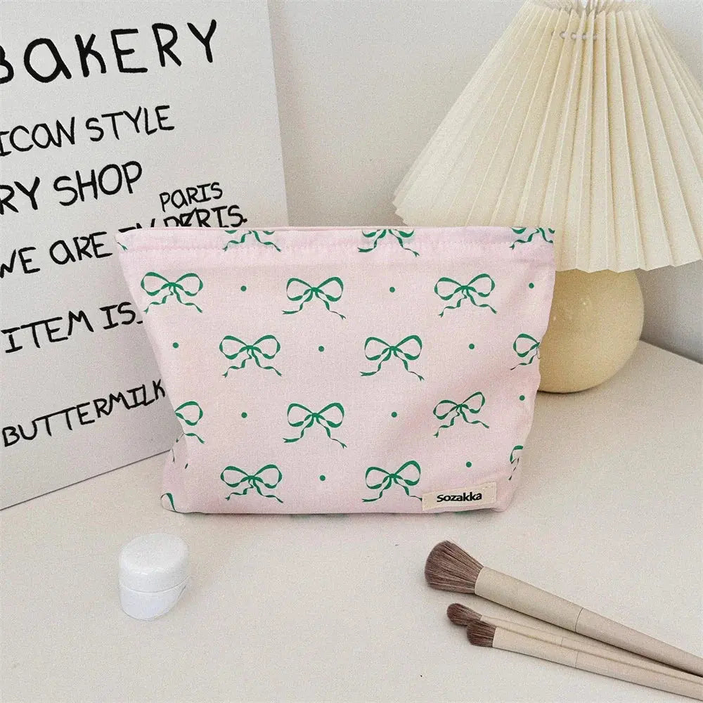Women Makeup Pouch Plaid Bow Print Makeup Storage Bag Kawaii Makeup Bag Large Cosmetic Organizer Bag Clutch Handbag Beauty Case Ultimate Bag Store