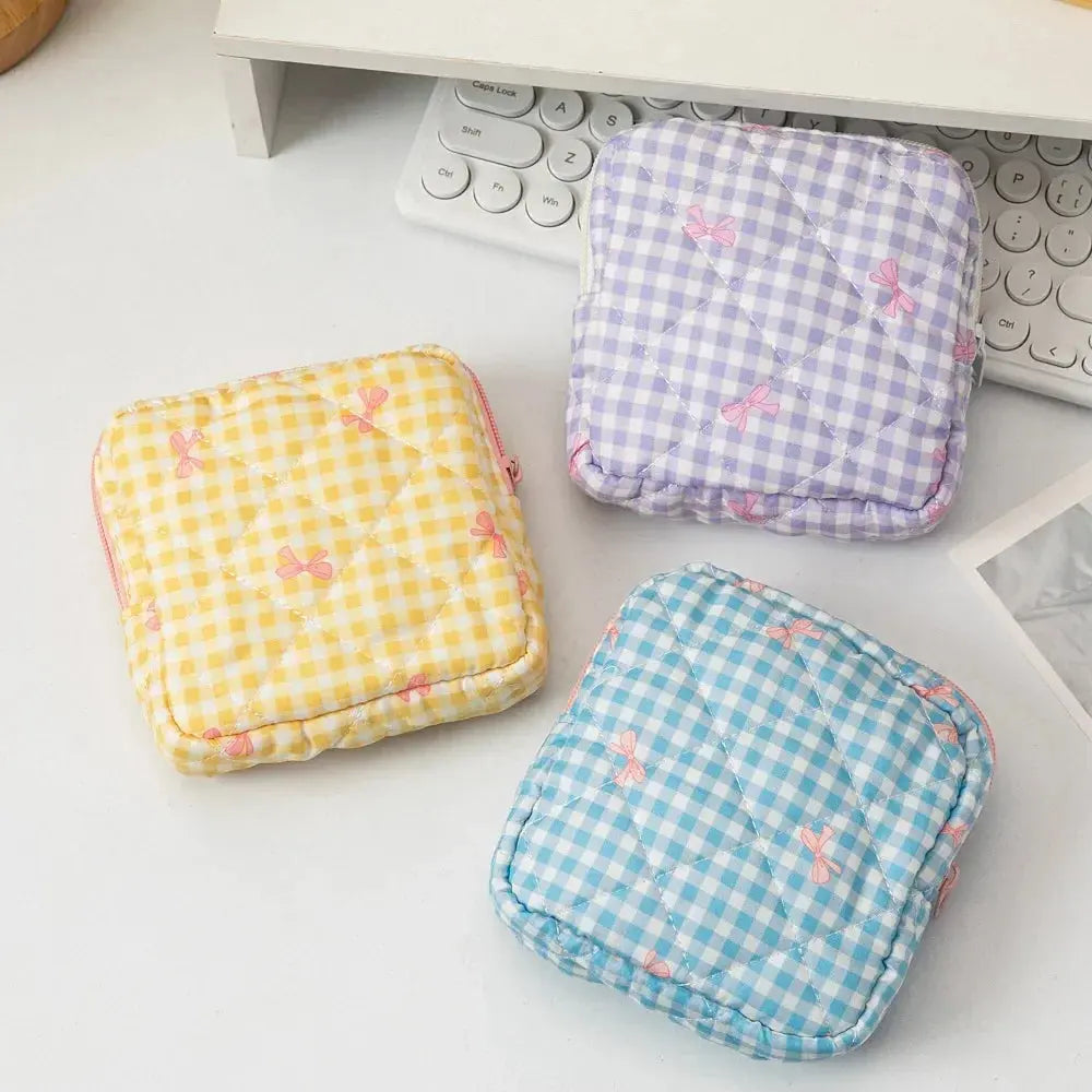 Women Sanitary Napkin Storage Bag Portable Cotton Pad Pouch Cosmetic Bags Girls Travel Makeup Bag Tampon Holder Organizer Ultimate Bag Store