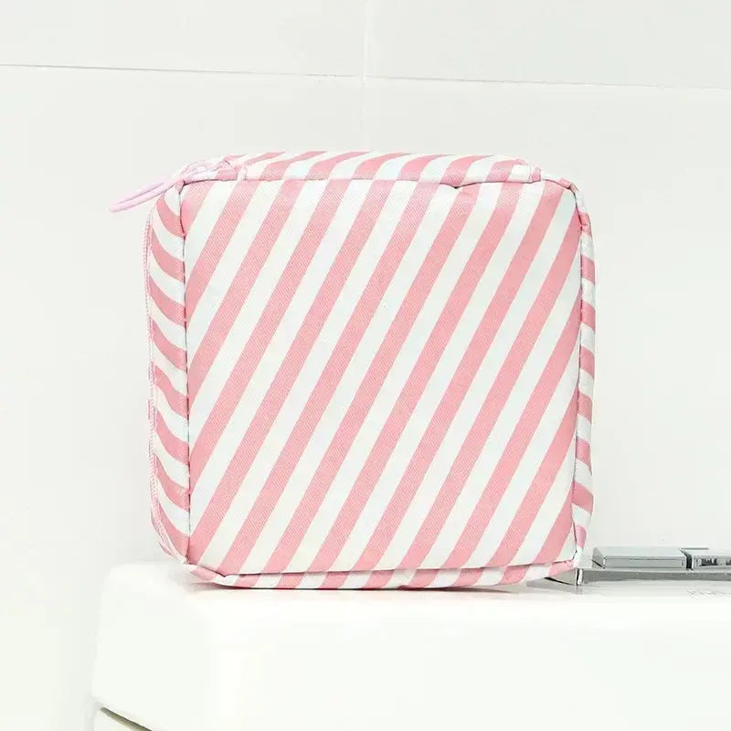 Women Sanitary Napkin Storage Bag Portable Cotton Pad Pouch Cosmetic Bags Girls Travel Makeup Bag Tampon Holder Organizer Ultimate Bag Store