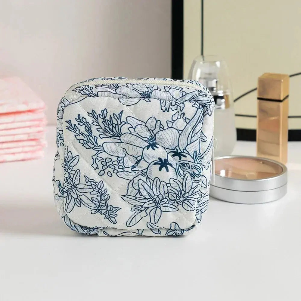Women Sanitary Napkin Storage Bag Portable Cotton Pad Pouch Cosmetic Bags Girls Travel Makeup Bag Tampon Holder Organizer Ultimate Bag Store