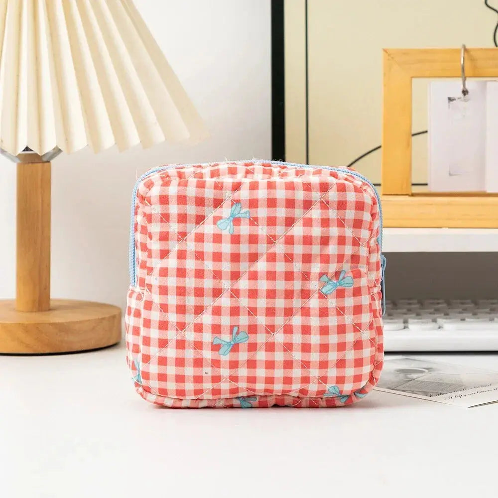 Women Sanitary Napkin Storage Bag Portable Cotton Pad Pouch Cosmetic Bags Girls Travel Makeup Bag Tampon Holder Organizer Ultimate Bag Store
