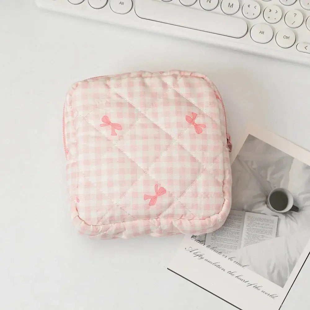 Women Sanitary Napkin Storage Bag Portable Cotton Pad Pouch Cosmetic Bags Girls Travel Makeup Bag Tampon Holder Organizer Ultimate Bag Store