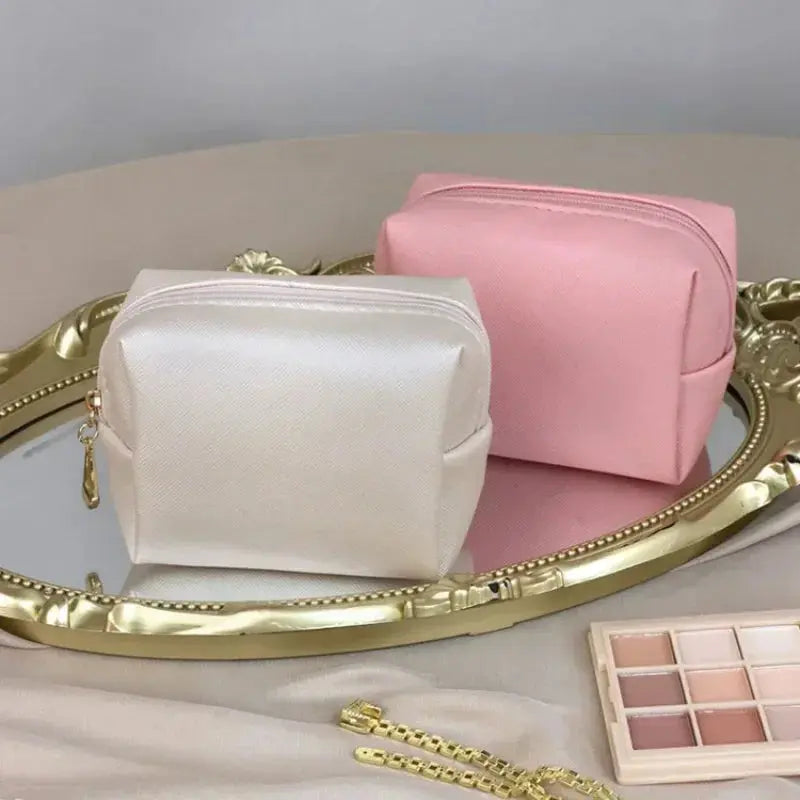 Women's Portable Cosmetic Bag Mini Beautiful Jewelry Bag Lipstick Bag Fashion Storage Bag for Travel Outdoor Ultimate Bag Store