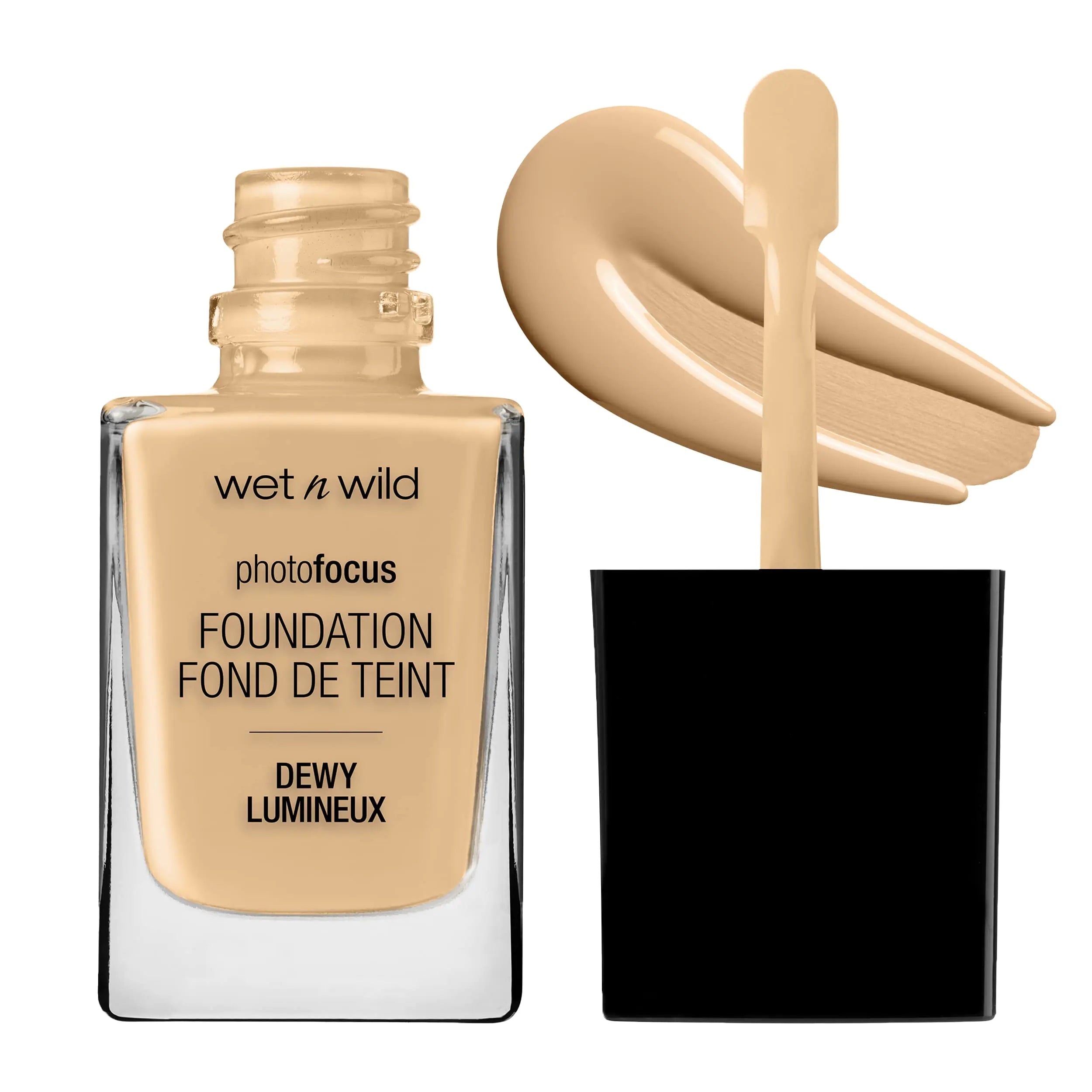 Fond de teint crème Photo Focus Dewy beige et fond de teint liquide Buff Bisque de wet n wild + fond de teint Buff Bisque