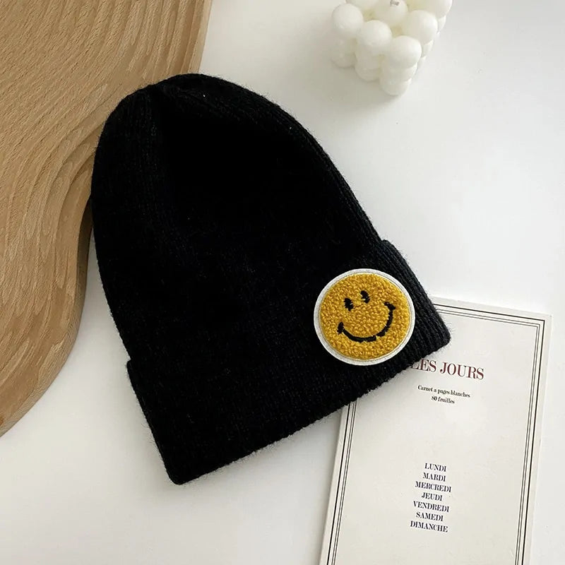 Smiley Face Warm Knitted Hat for Men And Women Vivareflex Online