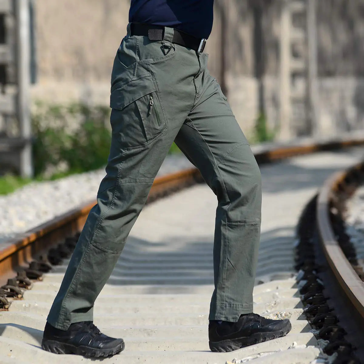 Pantalones tácticos de senderismo CARWORNIC Gear para hombre, de algodón ligero, para exteriores, de combate militar, de carga, 32 W x 30 L, color verde militar