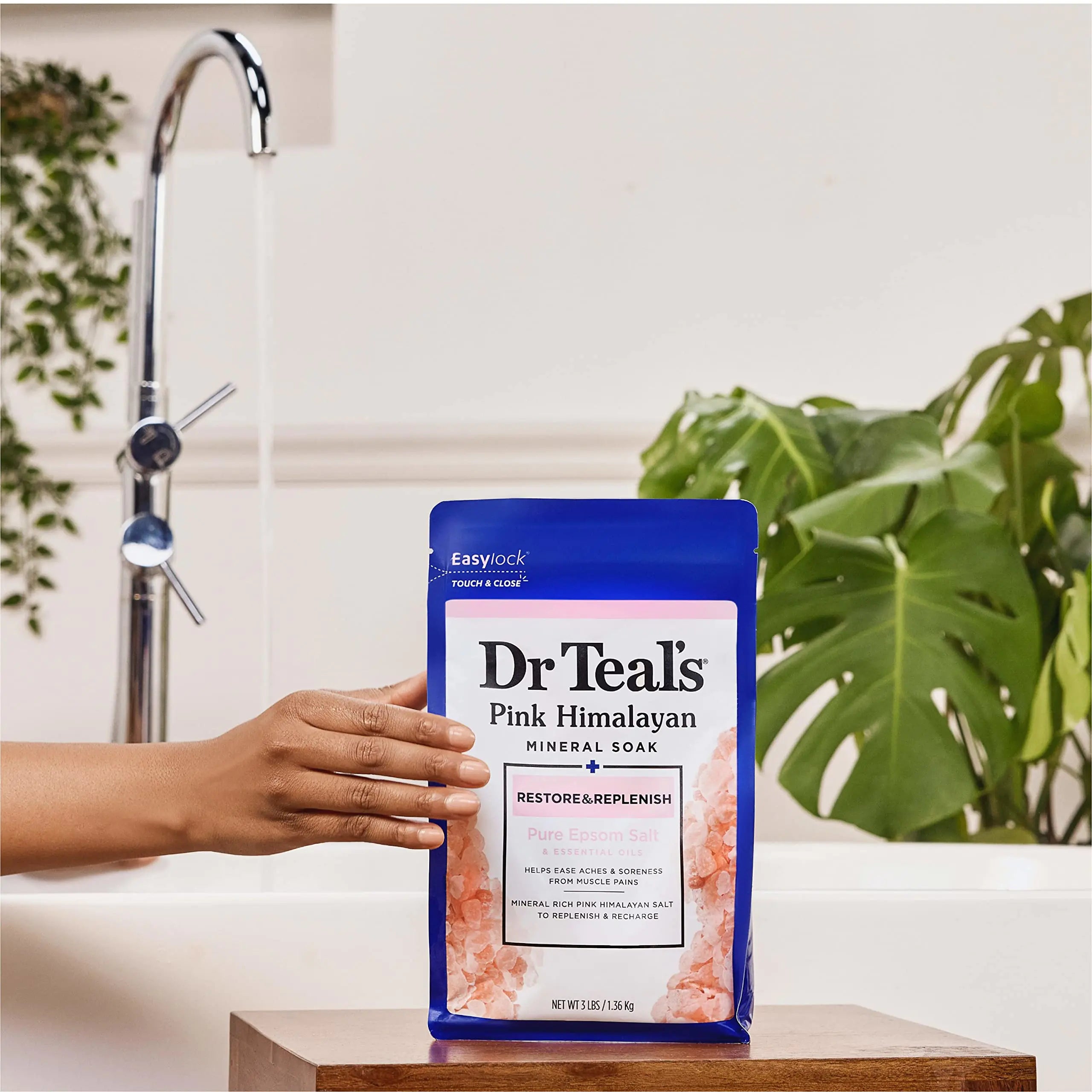 Bain de sel du Dr Teal avec du sel d'Epsom pur, restaure et reconstitue avec du minéral rose de l'Himalaya, 3 lb