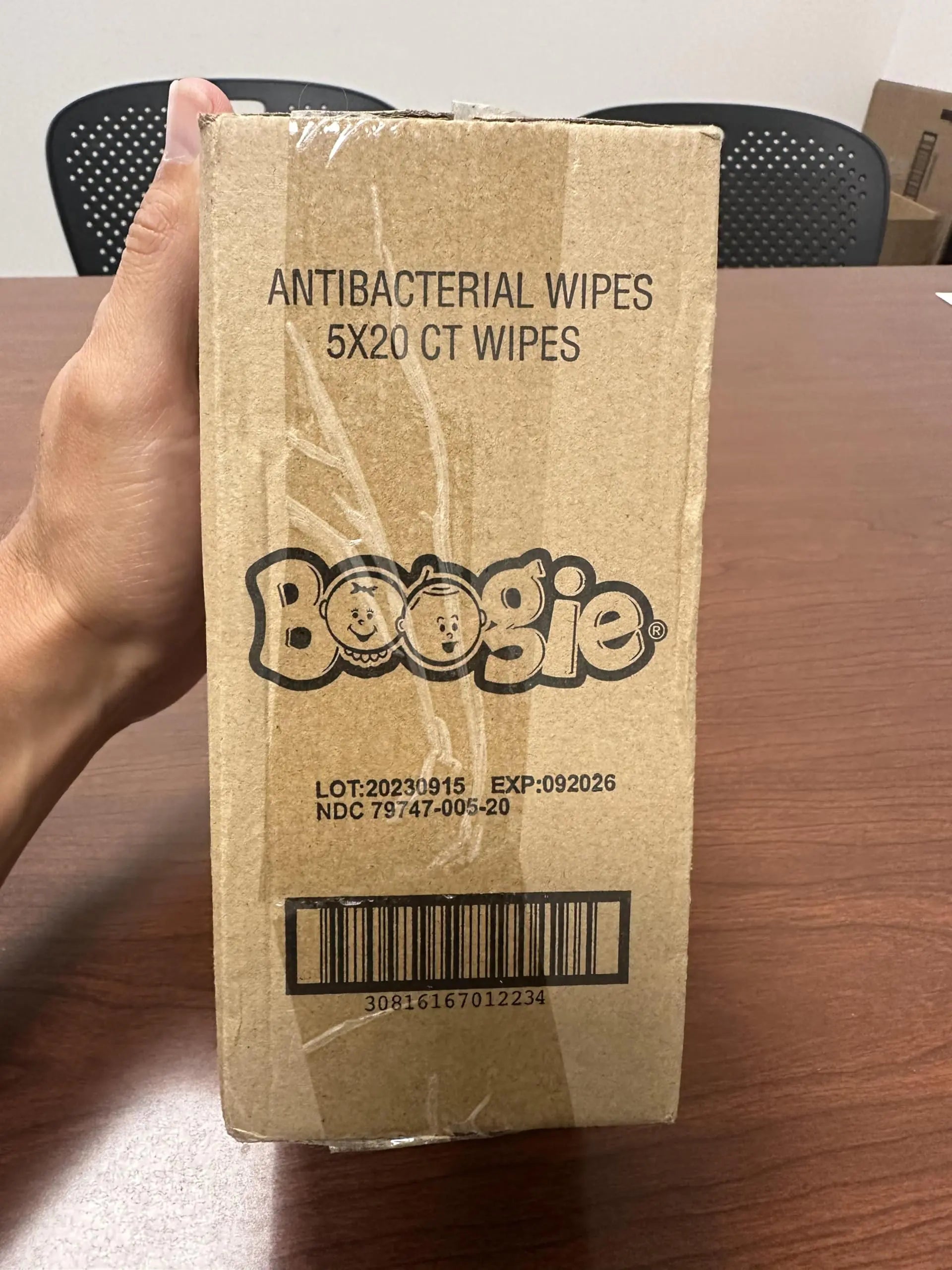 Lingettes antibactériennes pour les mains de Boogie, sans alcool, hypoallergéniques et hydratantes à l'aloès, lingettes pour les mains pour enfants et adultes, 5 paquets de 20 (100 lingettes au total)