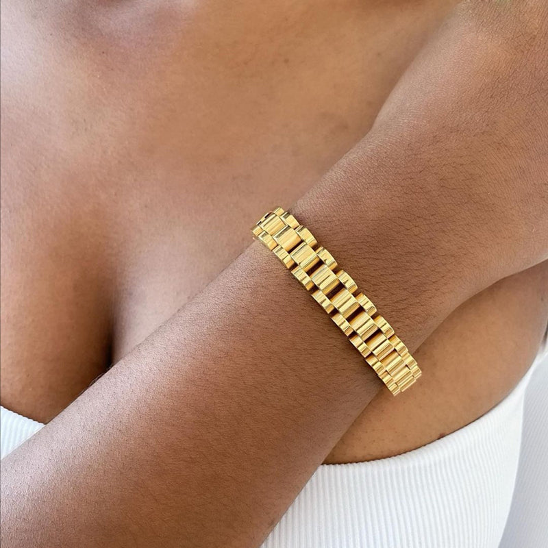 Pulsera bañada en oro