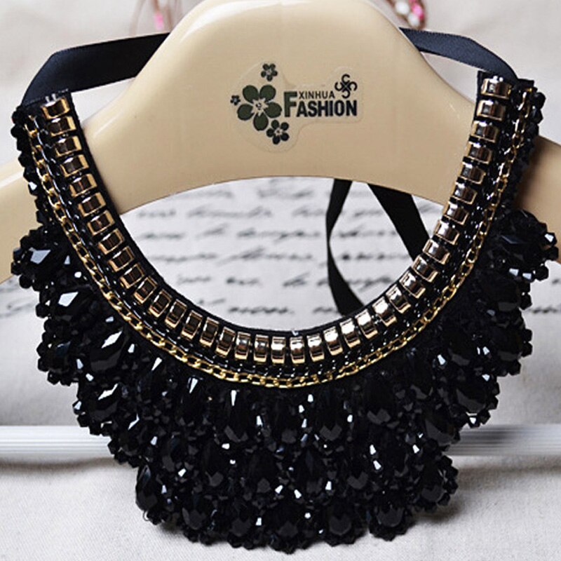 Collier ras du cou tendance