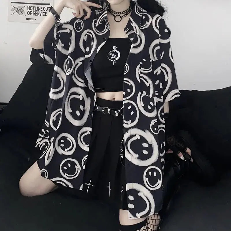 Black Half Sleeve Blouse - Vintage Inspired Design_Vivareflex_Online