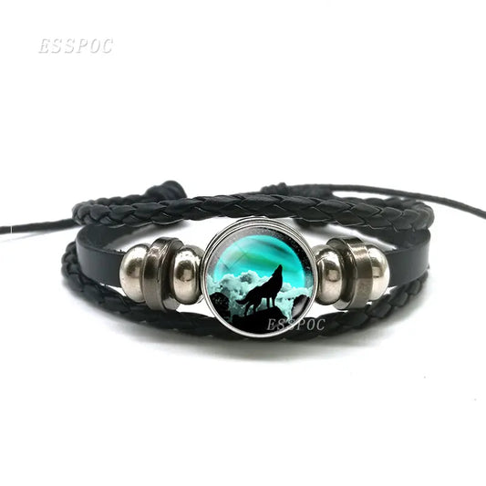 Leather Bracelet Wolf and Full Moon Design_Vivareflex_Online