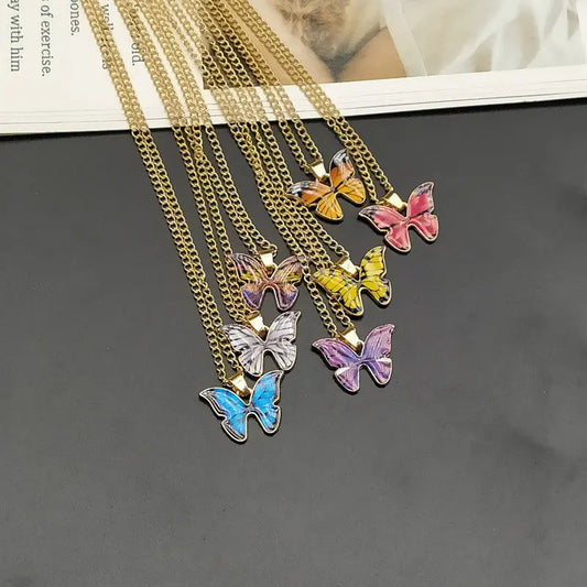 Zinc Alloy Butterfly Pendant Necklace Golden Color_Vivareflex_Online