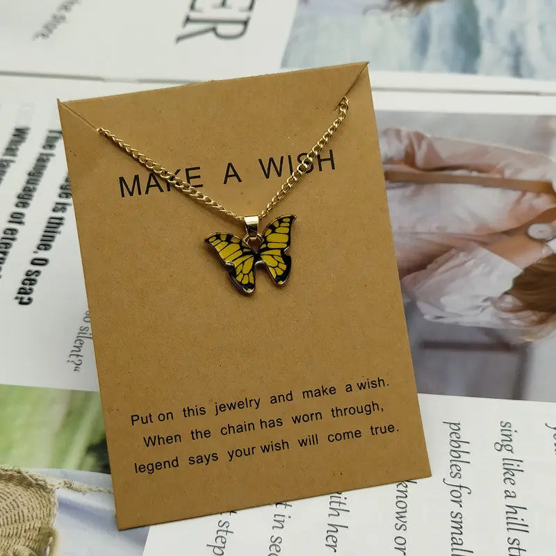 Zinc Alloy Butterfly Pendant Necklace Golden_Vivareflex_Online