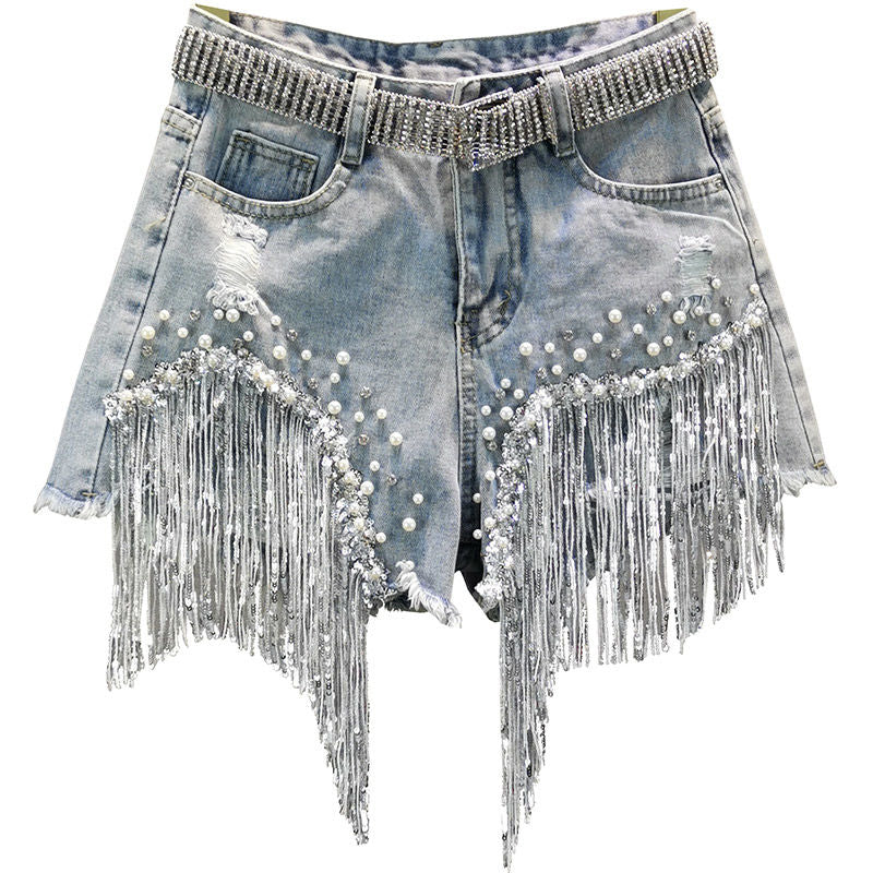 Short en jean avec perles et pompons